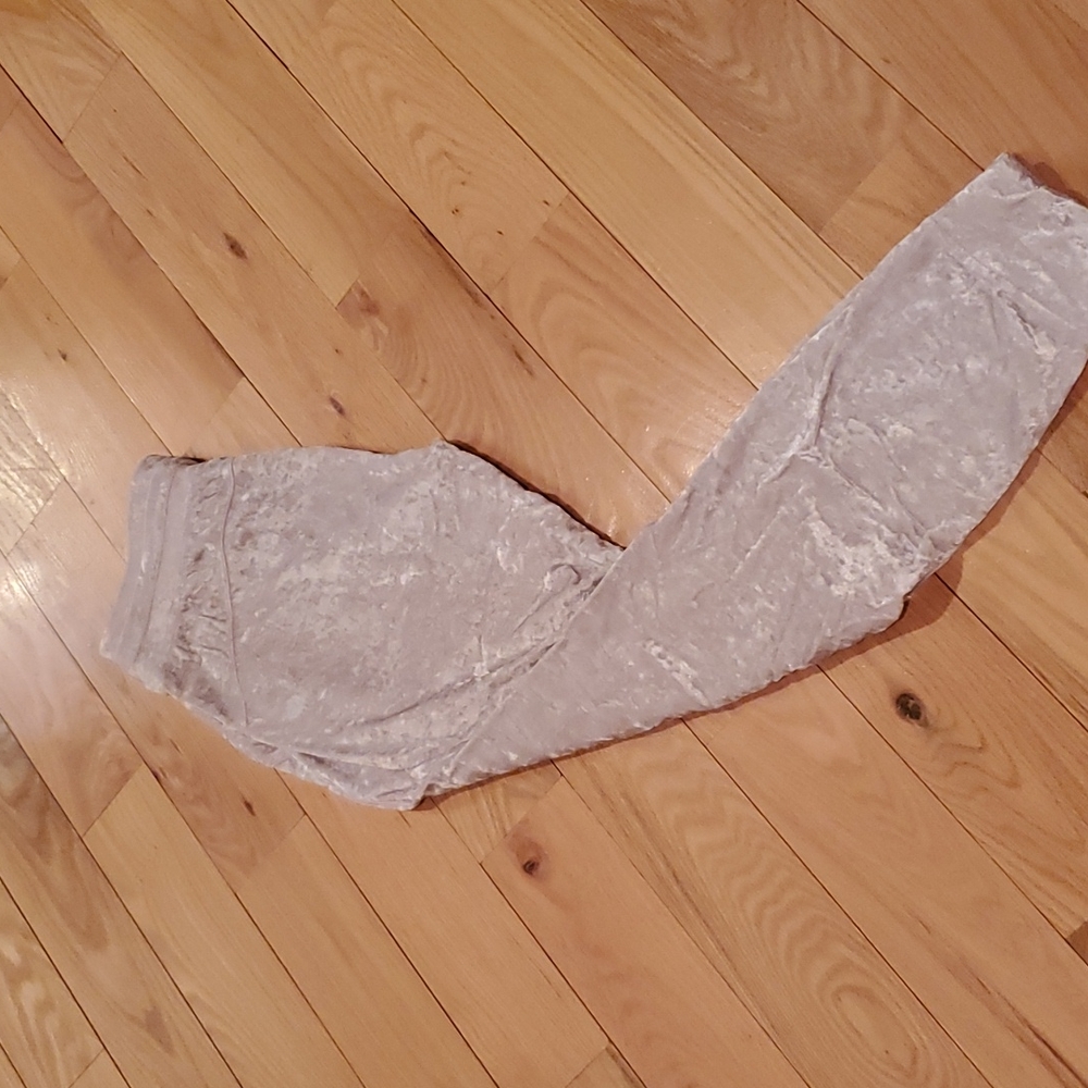 Lululemon Ready to Crush Jogger - Size 8
